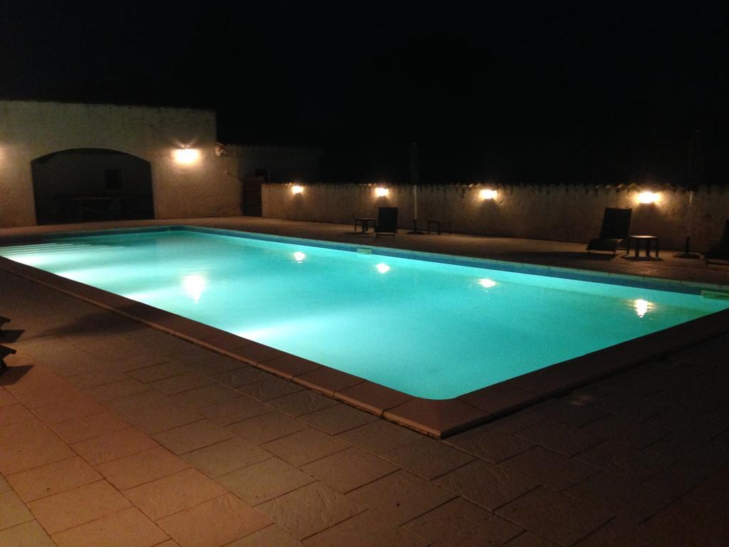 Domaine Saint Martin Hotel Valliguieres Екстериор снимка
