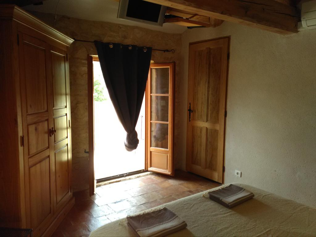 Domaine Saint Martin Hotel Valliguieres Екстериор снимка
