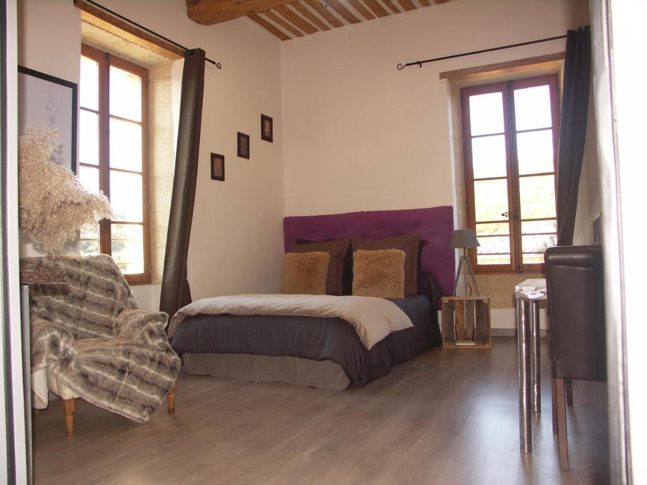 Domaine Saint Martin Hotel Valliguieres Екстериор снимка