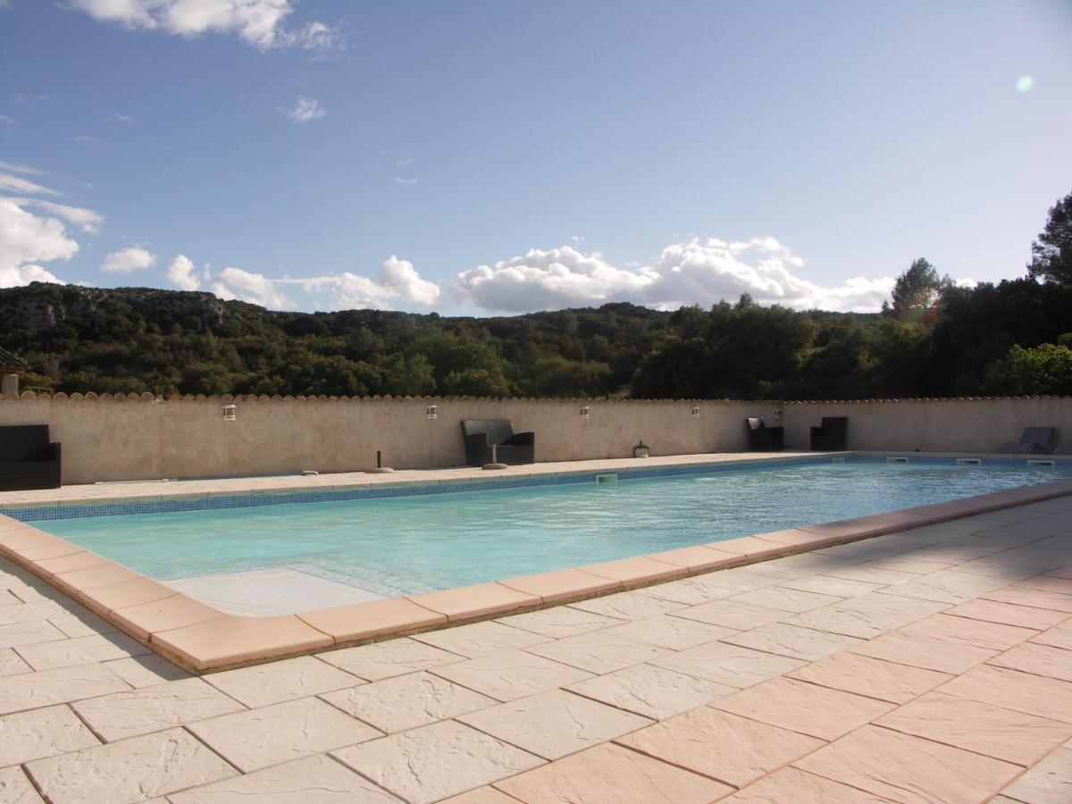 Domaine Saint Martin Hotel Valliguieres Екстериор снимка